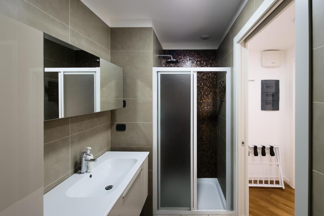 Central/garibaldi Luxurious Two-room Apartment. Milano