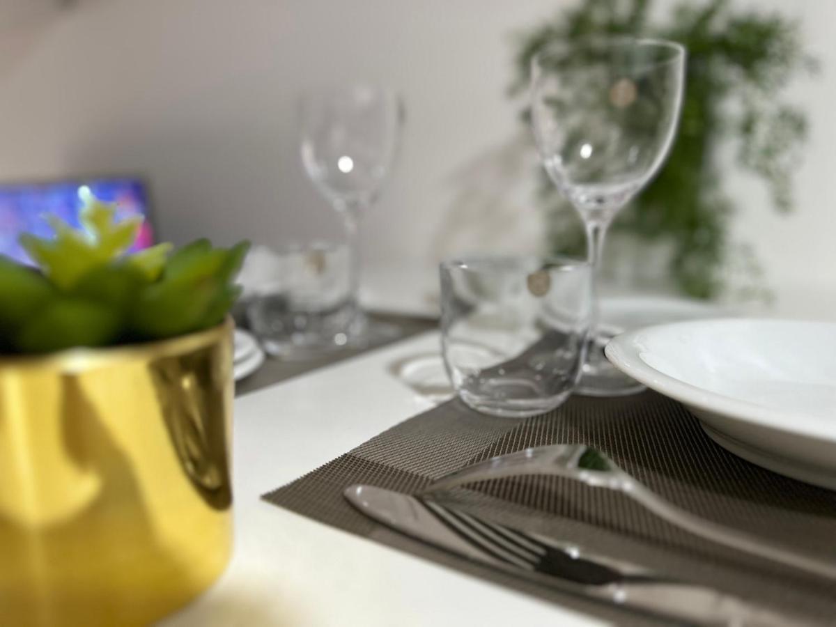 Appartamento Central/garibaldi Luxurious Two-room Apartment. Milano